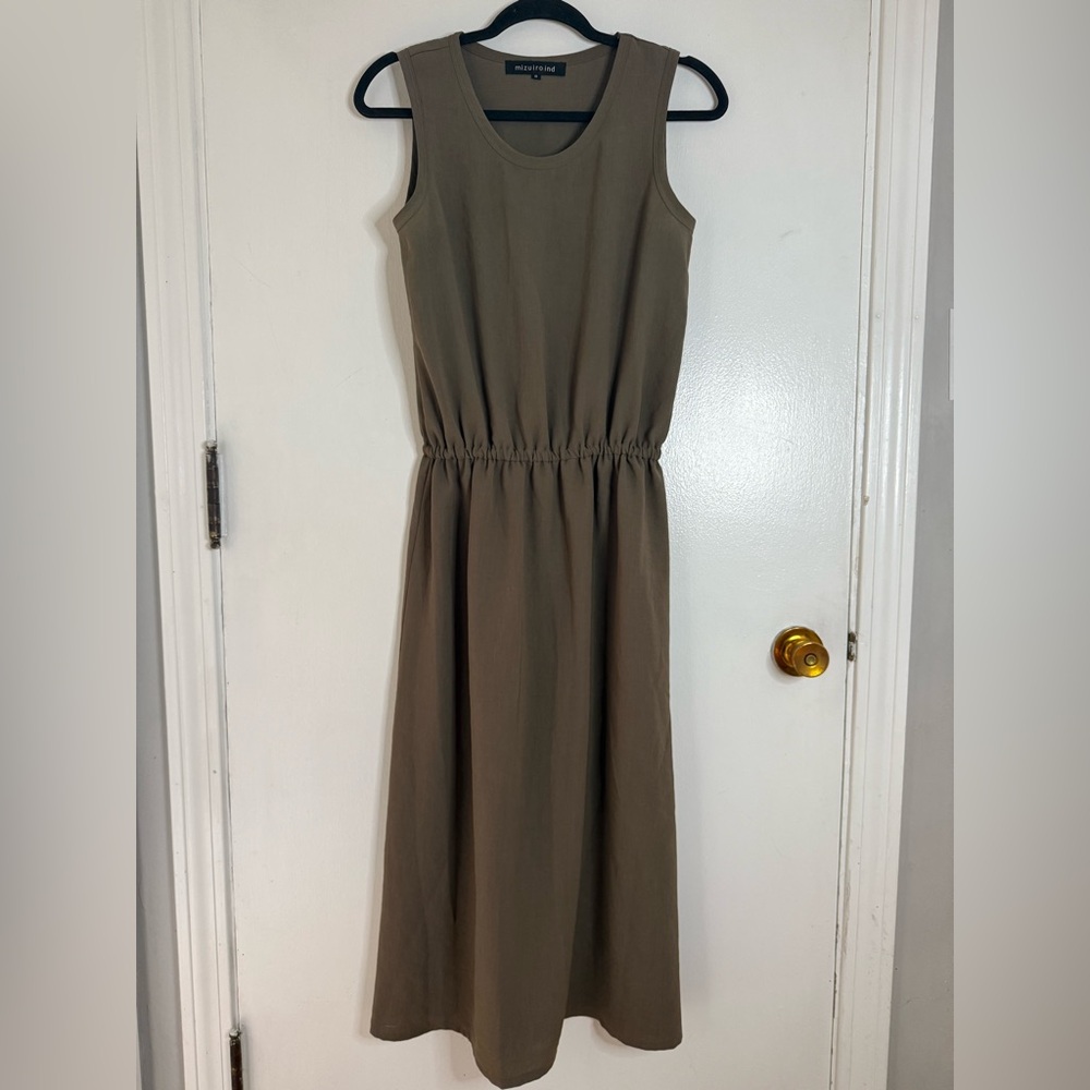 Mizuiro Ind Women’s S Dress Midi Olive Green Sleeveless dress